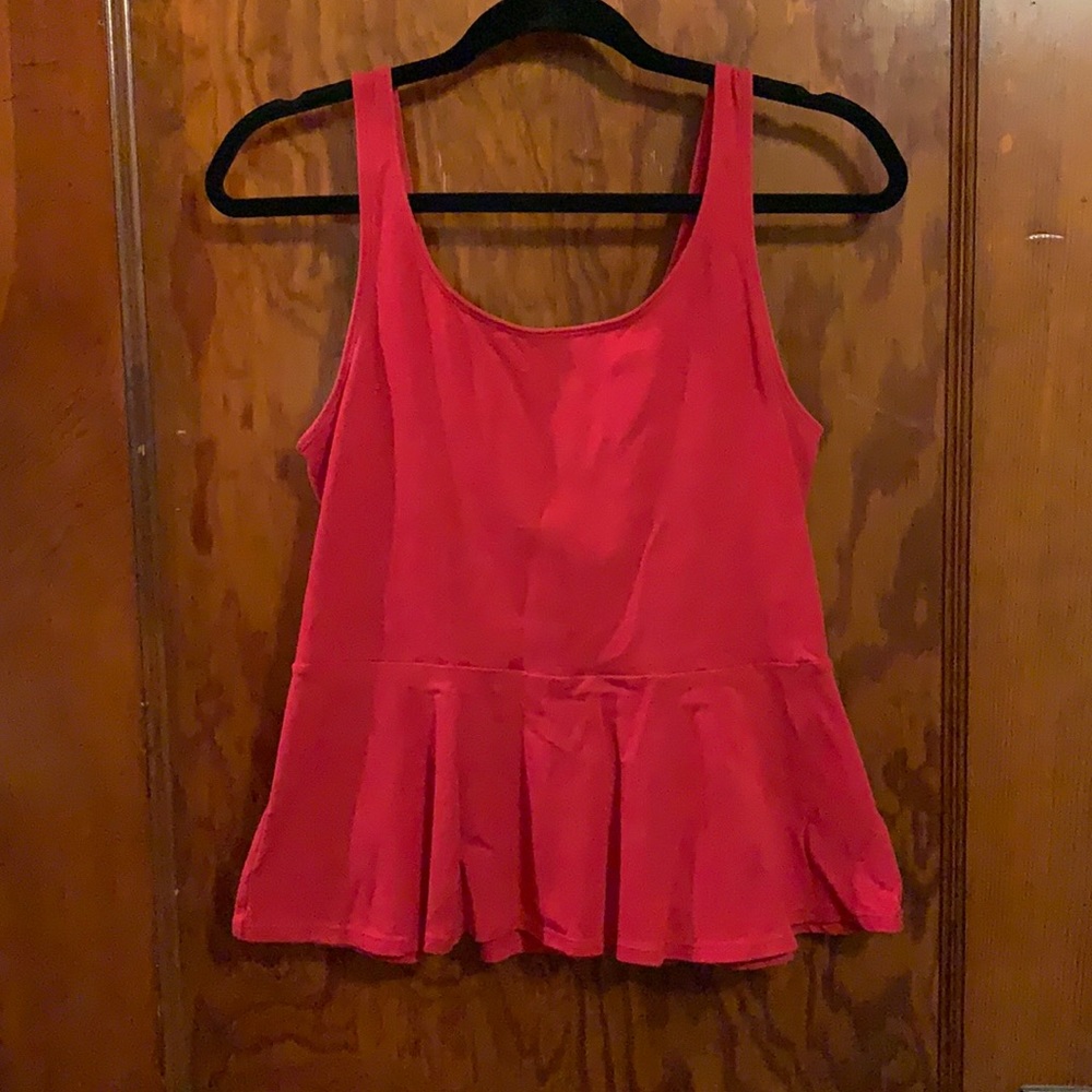 Top - Picture 1 of 1